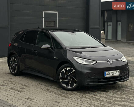 Серый Фольксваген ID.3, объемом двигателя 0 л и пробегом 64 тыс. км за 16950 $, фото 9 на Automoto.ua