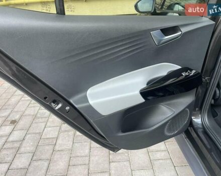 Сірий Фольксваген ID.3, об'ємом двигуна 0 л та пробігом 129 тис. км за 18500 $, фото 28 на Automoto.ua