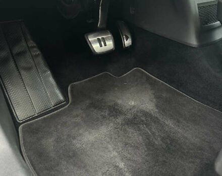 Серый Фольксваген ID.3, объемом двигателя 0 л и пробегом 160 тыс. км за 17200 $, фото 36 на Automoto.ua