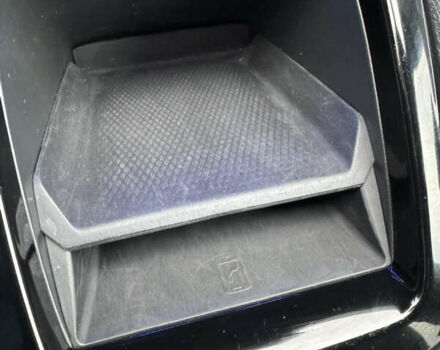 Серый Фольксваген ID.3, объемом двигателя 0 л и пробегом 107 тыс. км за 16999 $, фото 47 на Automoto.ua