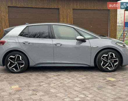 Серый Фольксваген ID.3, объемом двигателя 0 л и пробегом 129 тыс. км за 16400 $, фото 5 на Automoto.ua