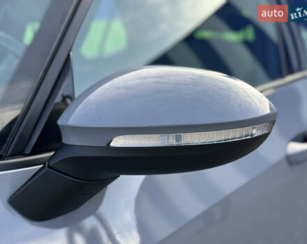 Сірий Фольксваген ID.3, об'ємом двигуна 0 л та пробігом 137 тис. км за 16200 $, фото 27 на Automoto.ua