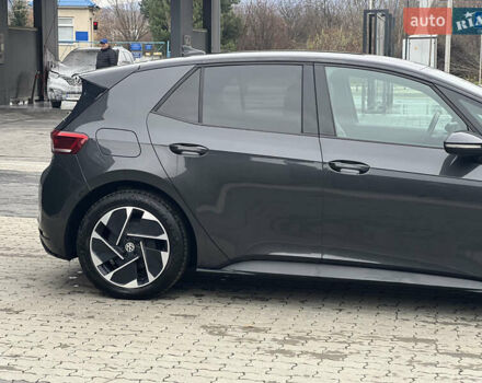 Серый Фольксваген ID.3, объемом двигателя 0 л и пробегом 64 тыс. км за 16950 $, фото 12 на Automoto.ua