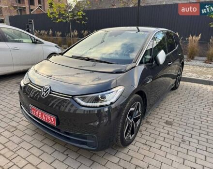 Серый Фольксваген ID.3, объемом двигателя 0 л и пробегом 109 тыс. км за 17799 $, фото 5 на Automoto.ua