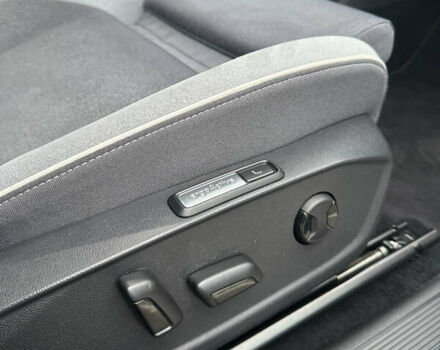 Серый Фольксваген ID.3, объемом двигателя 0 л и пробегом 160 тыс. км за 17200 $, фото 56 на Automoto.ua