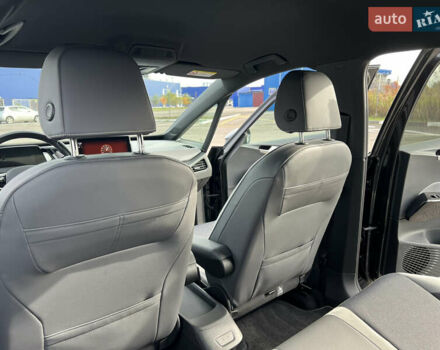 Серый Фольксваген ID.3, объемом двигателя 0 л и пробегом 98 тыс. км за 16300 $, фото 17 на Automoto.ua