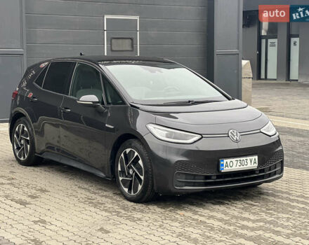 Серый Фольксваген ID.3, объемом двигателя 0 л и пробегом 64 тыс. км за 16950 $, фото 4 на Automoto.ua