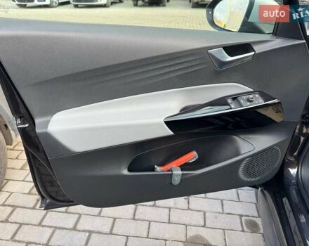 Серый Фольксваген ID.3, объемом двигателя 0 л и пробегом 109 тыс. км за 17799 $, фото 21 на Automoto.ua