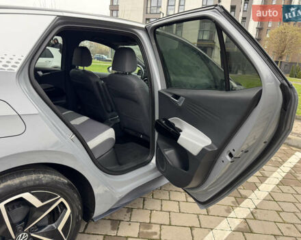 Серый Фольксваген ID.3, объемом двигателя 0 л и пробегом 107 тыс. км за 16999 $, фото 86 на Automoto.ua