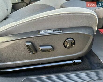 Сірий Фольксваген ID.3, об'ємом двигуна 0 л та пробігом 89 тис. км за 19800 $, фото 46 на Automoto.ua