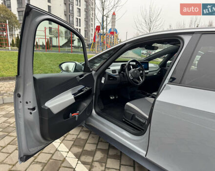 Серый Фольксваген ID.3, объемом двигателя 0 л и пробегом 107 тыс. км за 16999 $, фото 31 на Automoto.ua