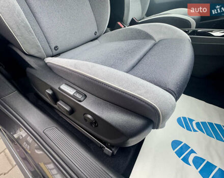 Серый Фольксваген ID.3, объемом двигателя 0 л и пробегом 129 тыс. км за 17600 $, фото 27 на Automoto.ua