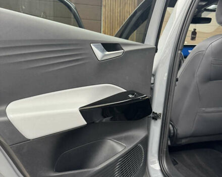 Серый Фольксваген ID.3, объемом двигателя 0 л и пробегом 129 тыс. км за 16400 $, фото 36 на Automoto.ua