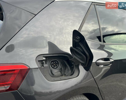 Серый Фольксваген ID.3, объемом двигателя 0 л и пробегом 98 тыс. км за 16300 $, фото 25 на Automoto.ua