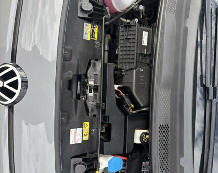 Фольксваген ID.3 2020 в Коломые на Automoto.ua Серый Фольксваген ID.3, объемом двигателя 0 л и пробегом 214 тыс. км за 14999 $, фото 40 на Automoto.ua