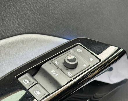 Серый Фольксваген ID.3, объемом двигателя 0 л и пробегом 129 тыс. км за 16400 $, фото 40 на Automoto.ua