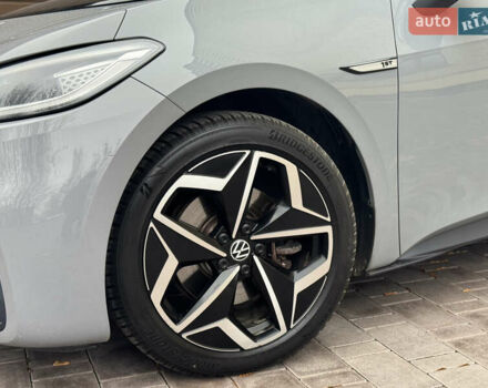 Серый Фольксваген ID.3, объемом двигателя 0 л и пробегом 129 тыс. км за 16400 $, фото 9 на Automoto.ua