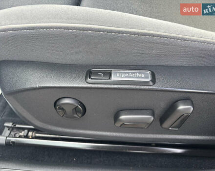 Фольксваген ID.3 2020 в Коломые на Automoto.ua Серый Фольксваген ID.3, объемом двигателя 0 л и пробегом 214 тыс. км за 14999 $, фото 17 на Automoto.ua