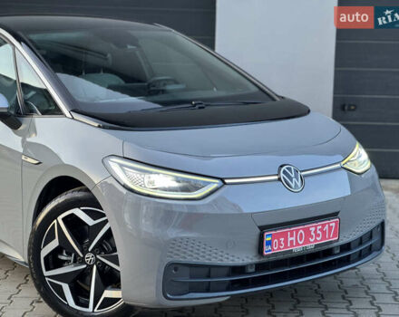 Серый Фольксваген ID.3, объемом двигателя 0 л и пробегом 91 тыс. км за 16999 $, фото 3 на Automoto.ua