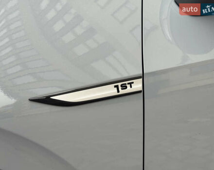 Серый Фольксваген ID.3, объемом двигателя 0 л и пробегом 129 тыс. км за 16400 $, фото 10 на Automoto.ua