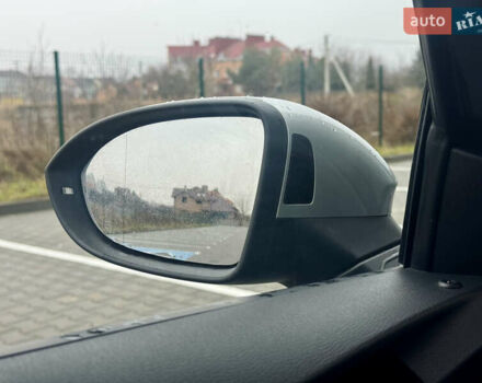 Серый Фольксваген ID.3, объемом двигателя 0 л и пробегом 129 тыс. км за 17600 $, фото 55 на Automoto.ua