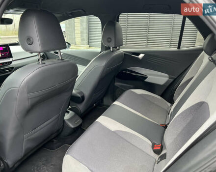 Серый Фольксваген ID.3, объемом двигателя 0 л и пробегом 64 тыс. км за 16950 $, фото 25 на Automoto.ua