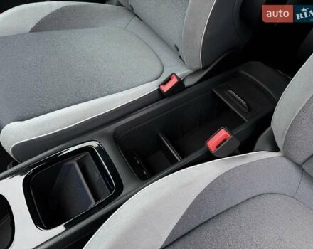 Серый Фольксваген ID.3, объемом двигателя 0 л и пробегом 99 тыс. км за 16800 $, фото 51 на Automoto.ua