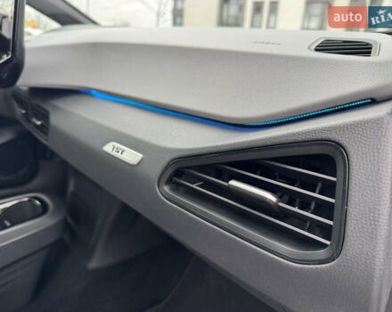 Серый Фольксваген ID.3, объемом двигателя 0 л и пробегом 107 тыс. км за 16999 $, фото 96 на Automoto.ua