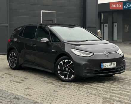 Серый Фольксваген ID.3, объемом двигателя 0 л и пробегом 64 тыс. км за 16950 $, фото 5 на Automoto.ua