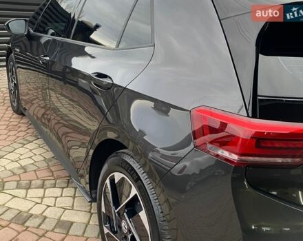 Серый Фольксваген ID.3, объемом двигателя 0 л и пробегом 86 тыс. км за 16999 $, фото 91 на Automoto.ua