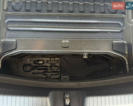 Сірий Фольксваген ID.3, об'ємом двигуна 0 л та пробігом 63 тис. км за 15800 $, фото 13 на Automoto.ua