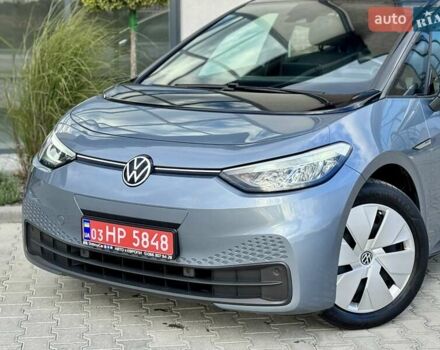 Сірий Фольксваген ID.3, об'ємом двигуна 0 л та пробігом 93 тис. км за 15999 $, фото 7 на Automoto.ua