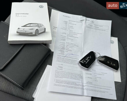Серый Фольксваген ID.3, объемом двигателя 0 л и пробегом 133 тыс. км за 15400 $, фото 29 на Automoto.ua