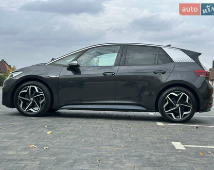 Серый Фольксваген ID.3, объемом двигателя 0 л и пробегом 175 тыс. км за 15799 $, фото 19 на Automoto.ua