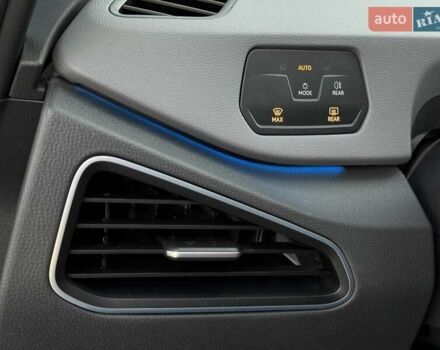 Сірий Фольксваген ID.3, об'ємом двигуна 0 л та пробігом 93 тис. км за 15999 $, фото 43 на Automoto.ua