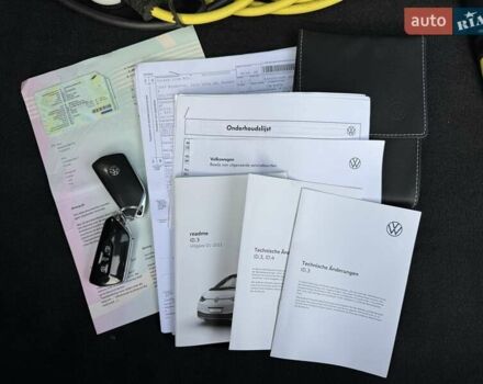Сірий Фольксваген ID.3, об'ємом двигуна 0 л та пробігом 93 тис. км за 15999 $, фото 4 на Automoto.ua