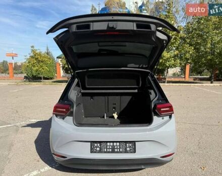 Серый Фольксваген ID.3, объемом двигателя 0 л и пробегом 24 тыс. км за 18500 $, фото 17 на Automoto.ua