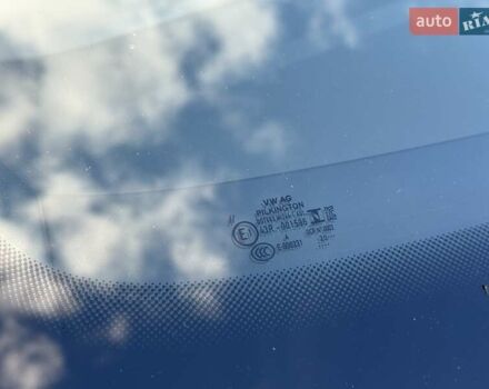 Сірий Фольксваген ID.3, об'ємом двигуна 0 л та пробігом 93 тис. км за 15999 $, фото 30 на Automoto.ua