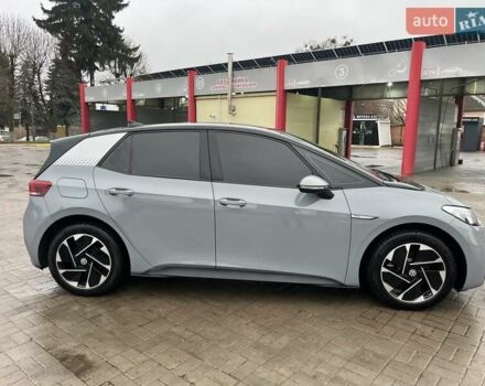 Серый Фольксваген ID.3, объемом двигателя 0 л и пробегом 137 тыс. км за 15800 $, фото 5 на Automoto.ua