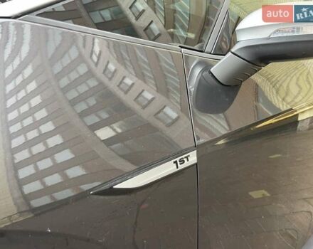 Серый Фольксваген ID.3, объемом двигателя 0 л и пробегом 111 тыс. км за 16800 $, фото 7 на Automoto.ua