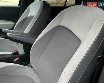 Серый Фольксваген ID.3, объемом двигателя 0 л и пробегом 175 тыс. км за 15799 $, фото 42 на Automoto.ua