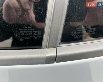 Серый Фольксваген ID.3, объемом двигателя 0 л и пробегом 137 тыс. км за 15800 $, фото 70 на Automoto.ua