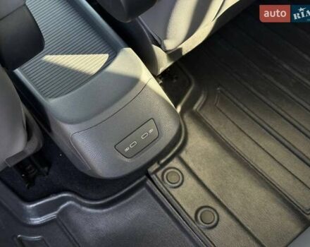 Серый Фольксваген ID.3, объемом двигателя 0 л и пробегом 24 тыс. км за 18500 $, фото 44 на Automoto.ua