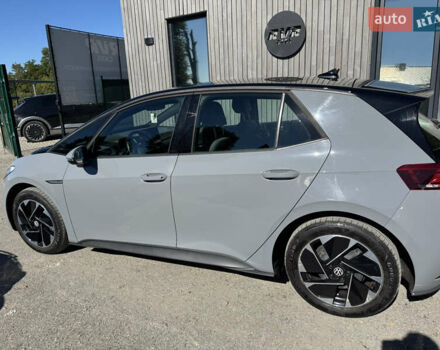 Серый Фольксваген ID.3, объемом двигателя 0 л и пробегом 224 тыс. км за 14800 $, фото 4 на Automoto.ua