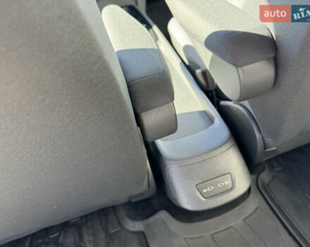 Серый Фольксваген ID.3, объемом двигателя 0 л и пробегом 224 тыс. км за 14800 $, фото 23 на Automoto.ua