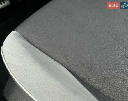 Серый Фольксваген ID.3, объемом двигателя 0 л и пробегом 175 тыс. км за 15799 $, фото 41 на Automoto.ua