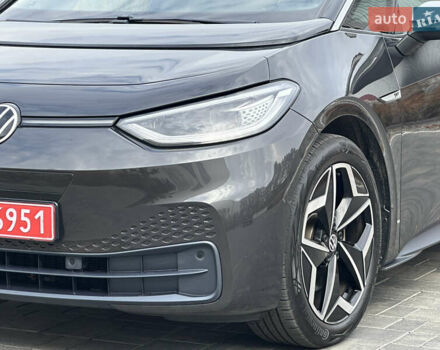 Серый Фольксваген ID.3, объемом двигателя 0 л и пробегом 175 тыс. км за 15799 $, фото 22 на Automoto.ua