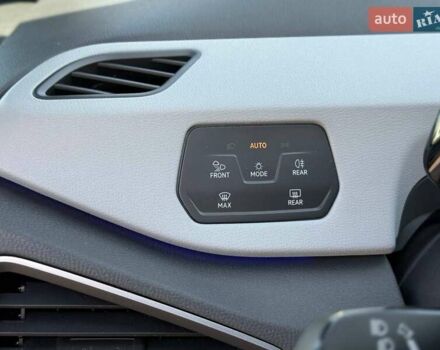 Серый Фольксваген ID.3, объемом двигателя 0 л и пробегом 24 тыс. км за 18500 $, фото 51 на Automoto.ua