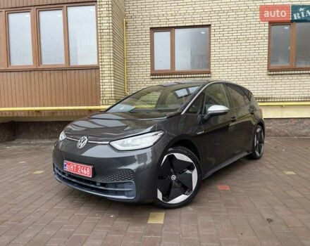 Серый Фольксваген ID.3, объемом двигателя 0 л и пробегом 111 тыс. км за 16800 $, фото 3 на Automoto.ua