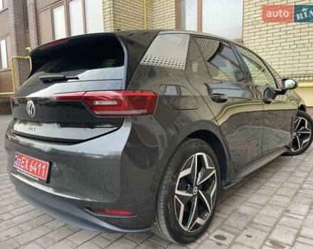 Сірий Фольксваген ID.3, об'ємом двигуна 0 л та пробігом 144 тис. км за 16999 $, фото 42 на Automoto.ua